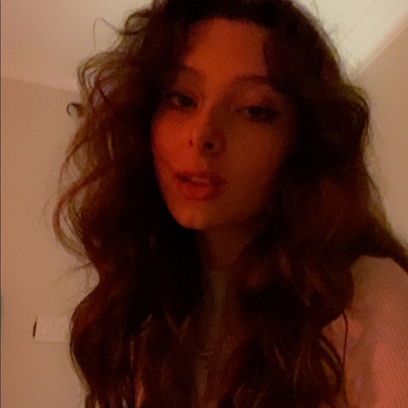 Meet your Posher, Athena - Picture 1 of 1